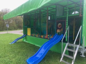 K5 Spaßmobil für Kinder in Dschungeloptik